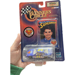 Winner's Circle Jeff Gordon #24 Superman Lifetime Series 5 / 8 Nascar NIB Dupont